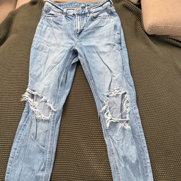 American Eagle Outfitters Denim - American Eagle Outfitters Distressed Light Blue Boyfriend Jeans